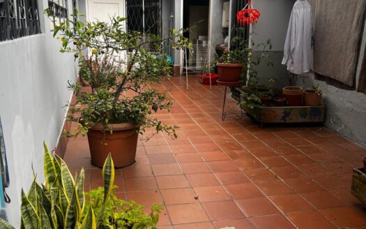 Hermosa Casa Sector La Brasil-Pinar Bajo
